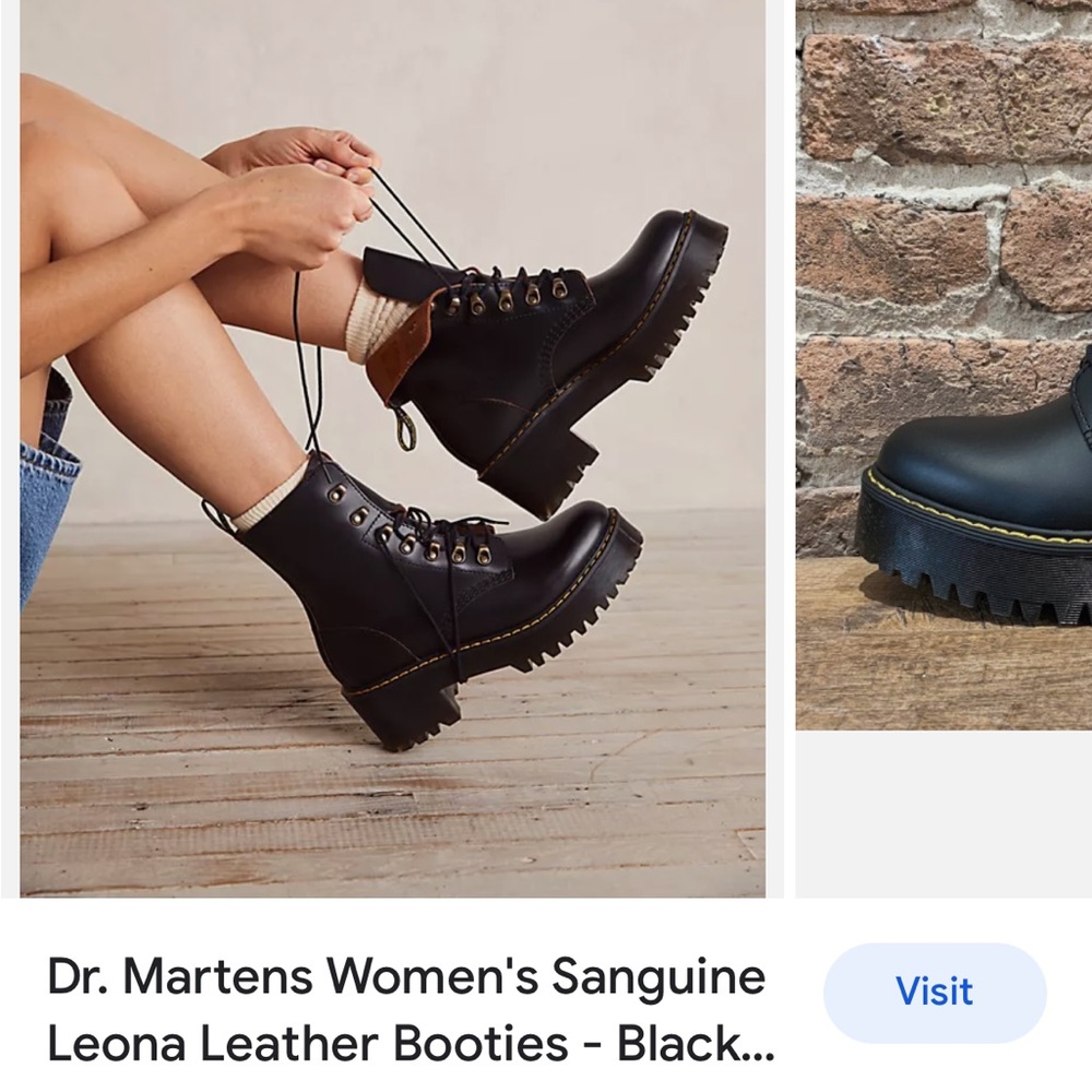 Dr. Martens Leona Boots